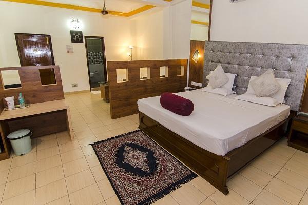 Hotel Little Palace Dibrugarh Exteriör bild